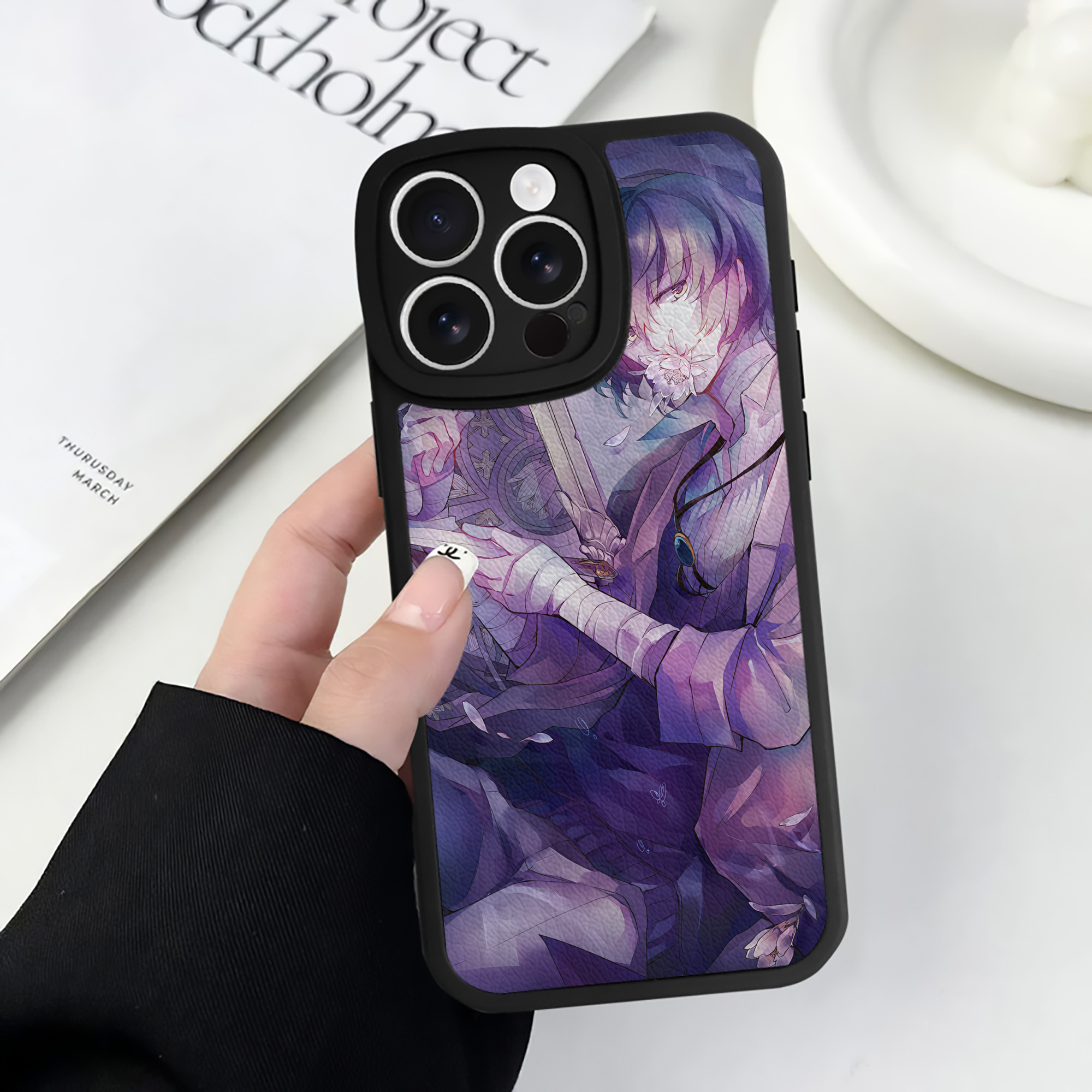 （画像用） 文豪ストレイドッグス Bungo Stray Dogs 【iPhone 16シリーズ対応】シリコンスマホケース（レザー調） 材質：シリコン